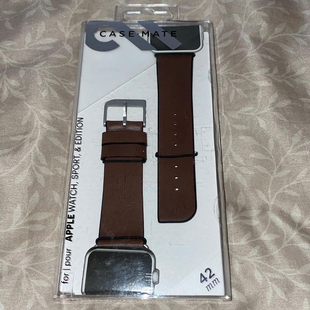 NIB Case Mate 42 mm Apple Watch band Brown Leather Band